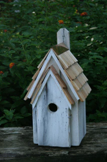 Bluebird Manor Birdhouse - Image 4