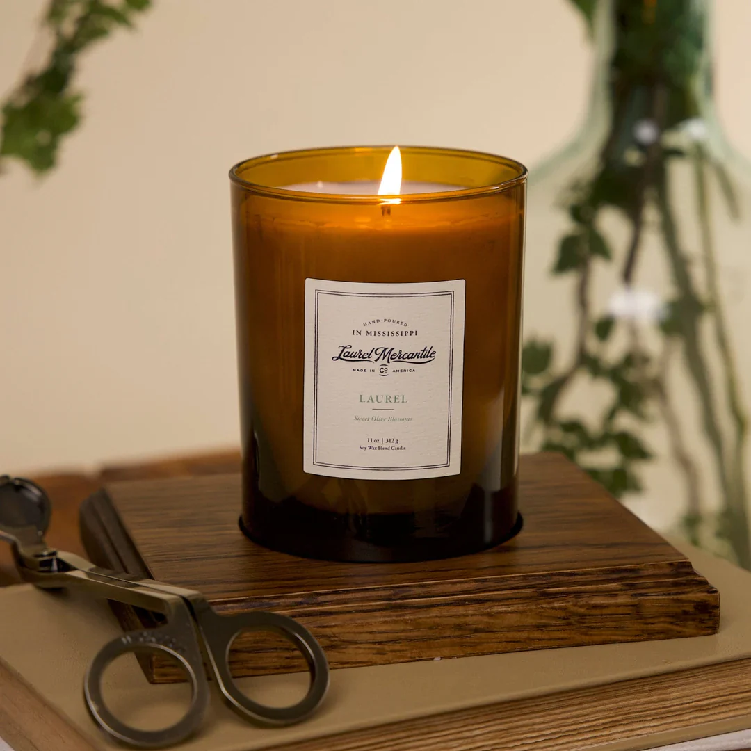 Laurel Candle  - Image 4